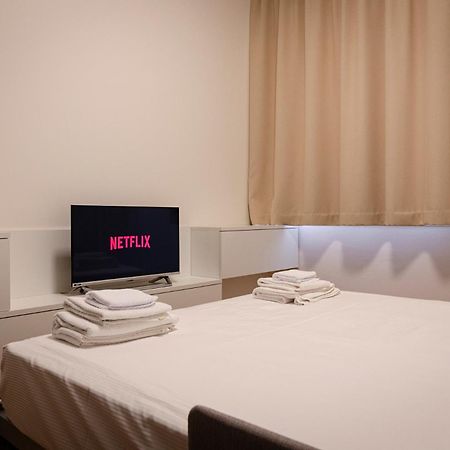 Ugo Bassi Lux Apartment Bologna Kültér fotó