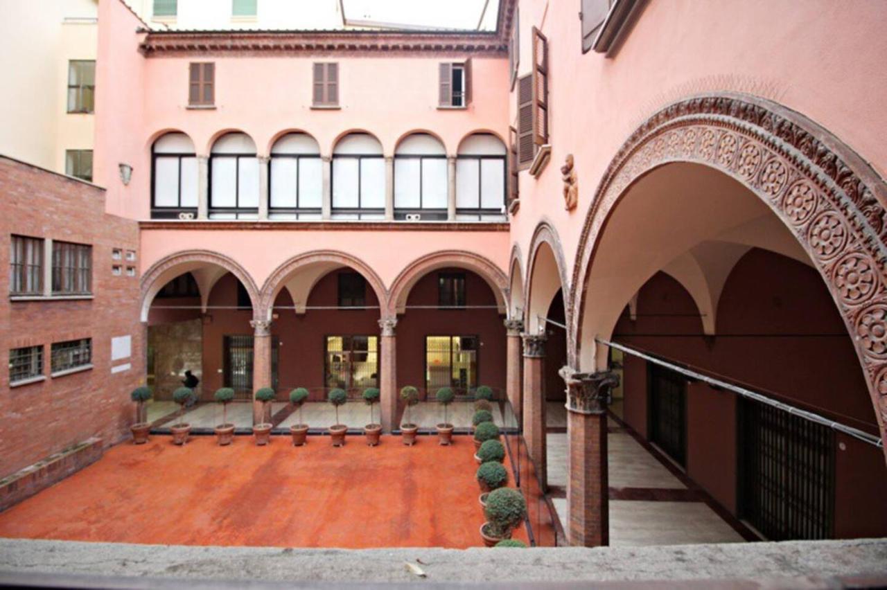 Ugo Bassi Lux Apartment Bologna Kültér fotó