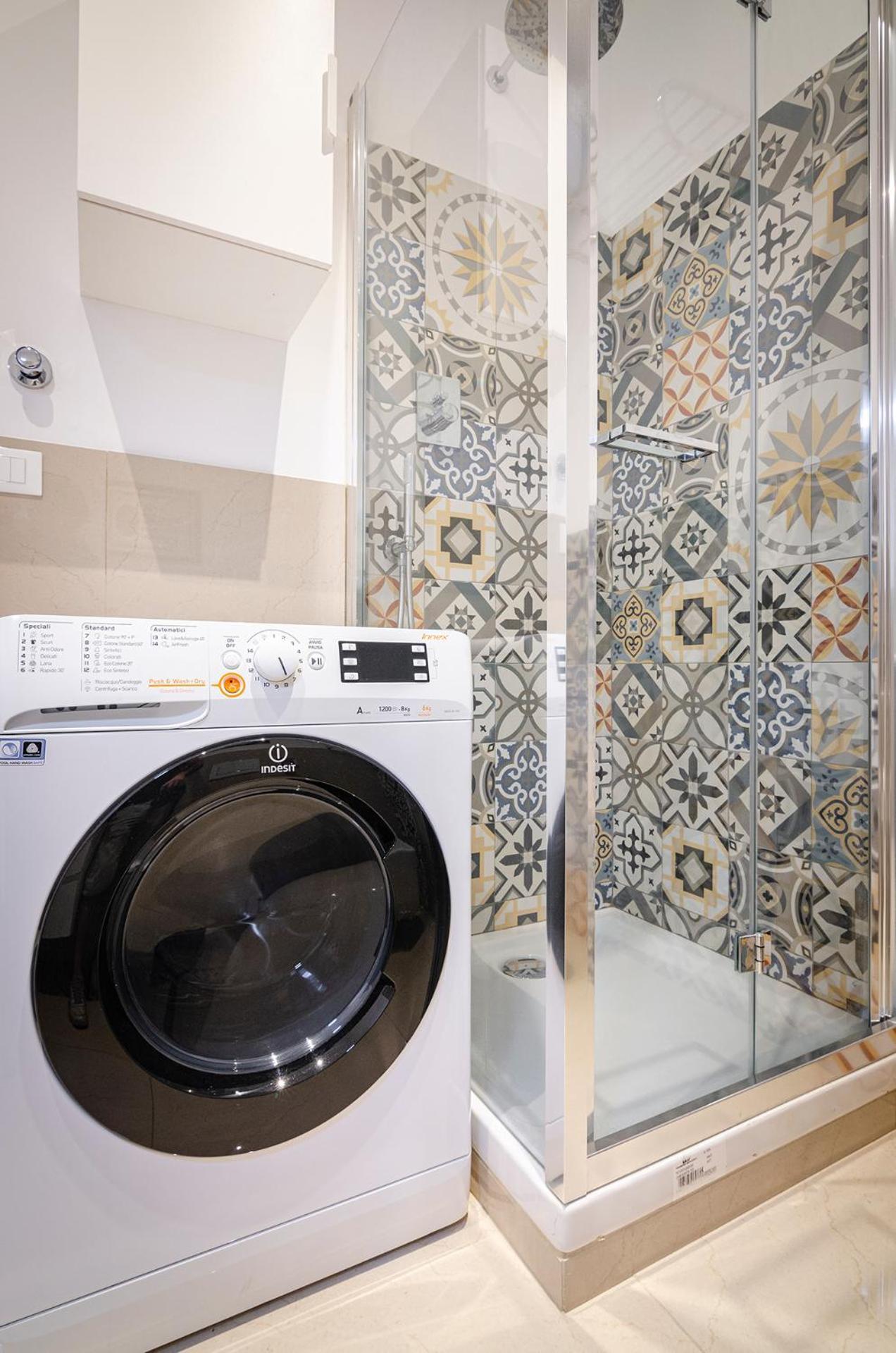Ugo Bassi Lux Apartment Bologna Kültér fotó