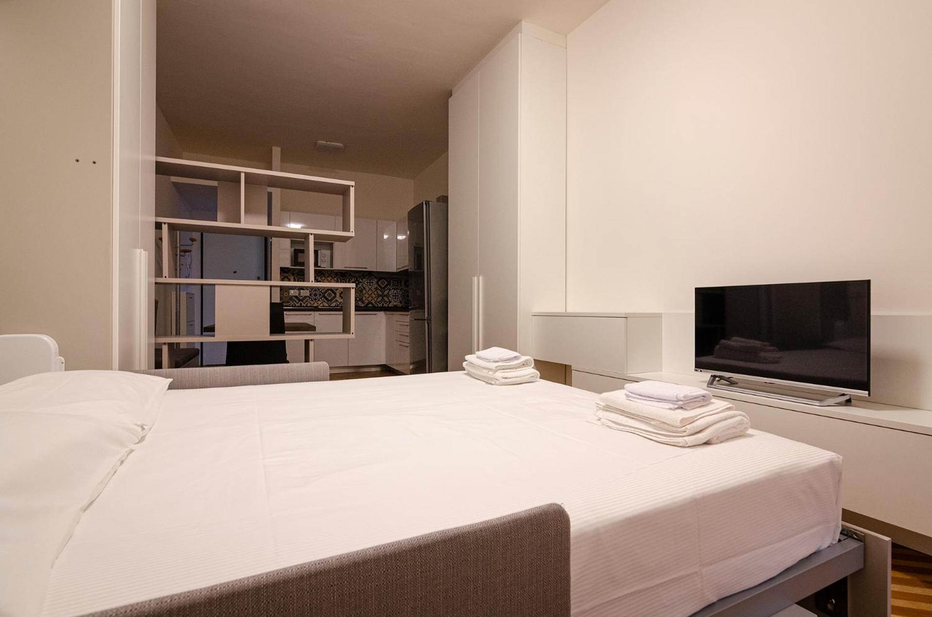 Ugo Bassi Lux Apartment Bologna Kültér fotó